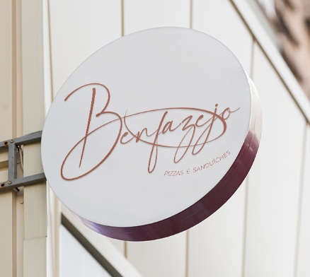 Benfazejo - Pizzas e Sanduíches - Marca, Folheto... (em progresso)